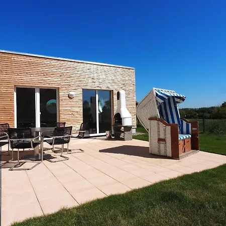 Ferienhaus In Hohenkirchen Mit Grosser Terrasse - A88135 Vakantiehuis